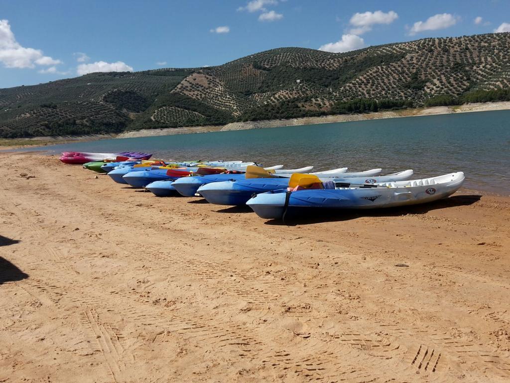 Camping Valdearenas Иснахар Экстерьер фото